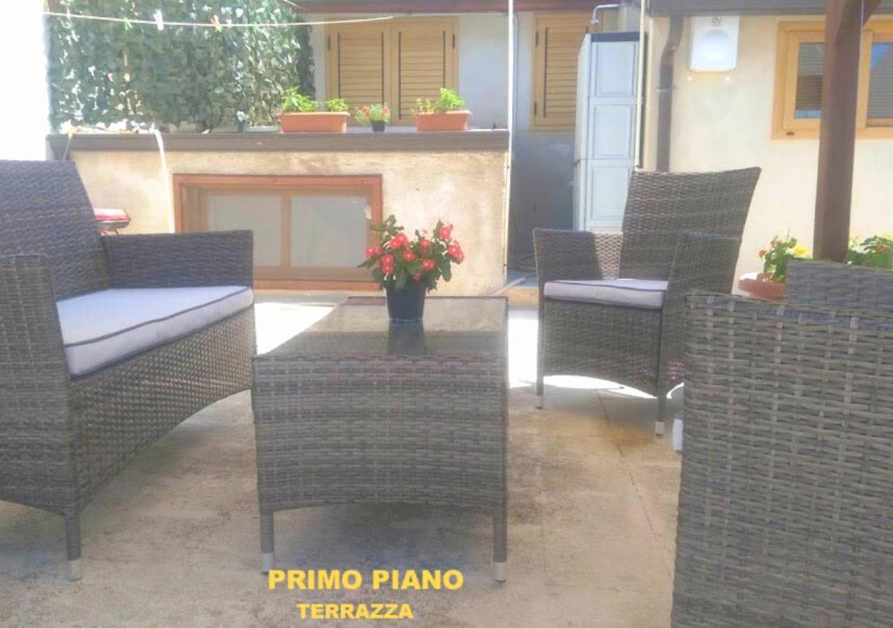 Arisa -Terrazza Privata 60 Mq Sulla Spiaggia ดอนนาลูกาตา ภายนอก รูปภาพ